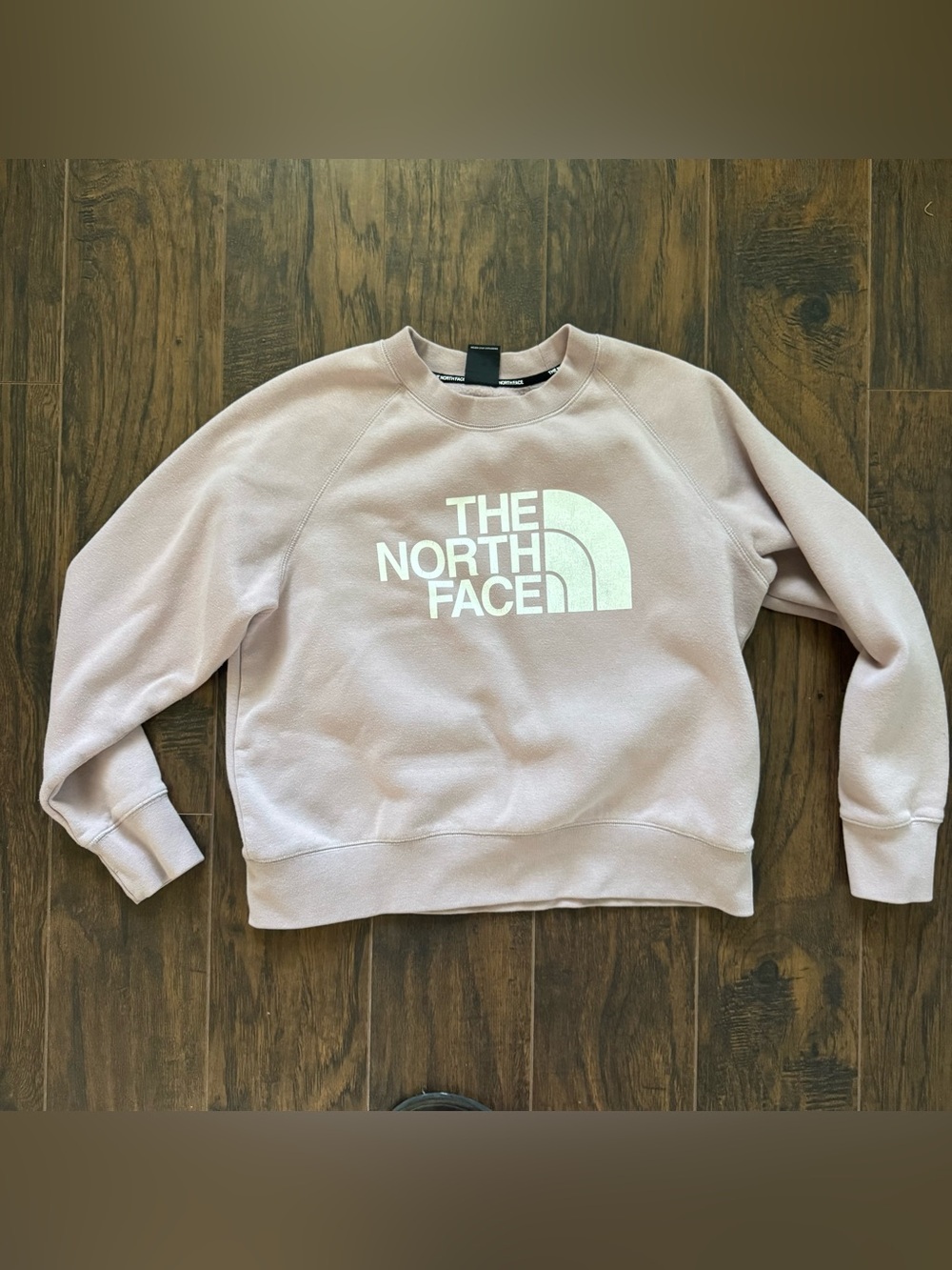 The North Face Pink Crew Neck Sweatshirt
Size Medium